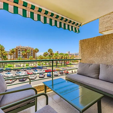Apartament 3-bedroom In Playa De Americas With Ac, Pool, Parking *