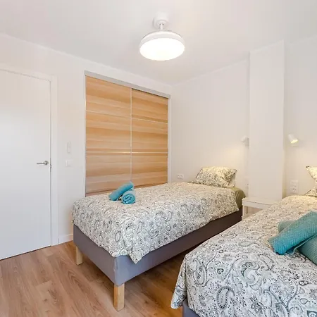 Apartament 3-bedroom In Playa De Americas With Ac, Pool, Parking Playa de las Americas (Tenerife)